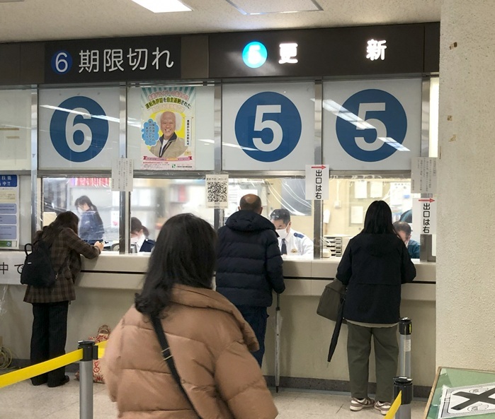 光明池
